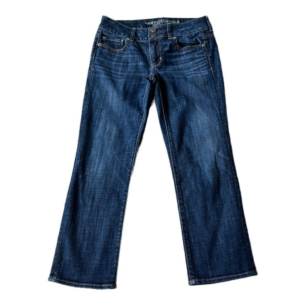 American Eagle Stretch Medium Wash Artist‎ Crop Jeans Size 2